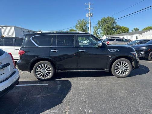Black 2016 INFINITI QX80 Limited