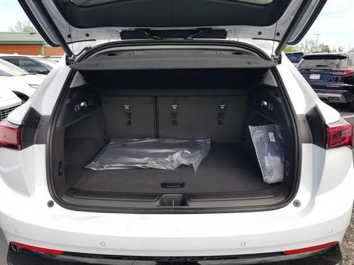 Iridescent White Tricoat 2026 Buick Envision Sport Touring AWD