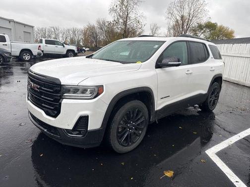 2022 GMC Acadia FWD SLT