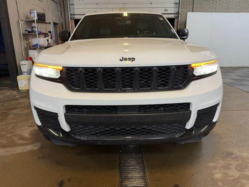 2021 Jeep Grand Cherokee L Altitude