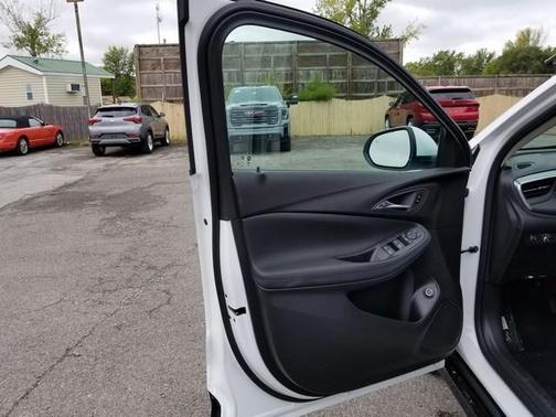 2025 Buick Encore GX Sport Touring