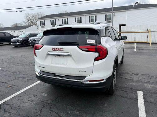 2020 GMC Terrain SLT