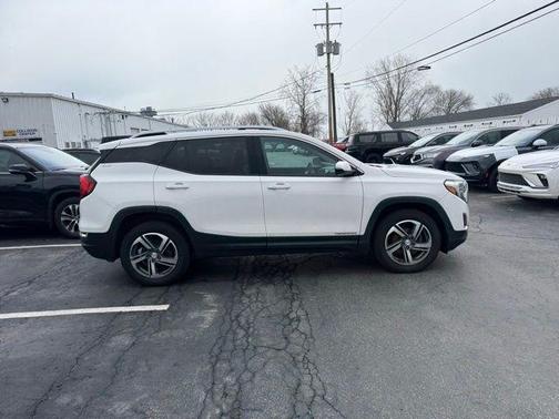 2020 GMC Terrain SLT