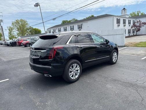 Stellar Black Metallic 2025 Cadillac XT5 Luxury