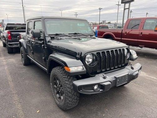 2022 Jeep Gladiator Sport