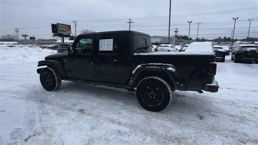 2022 Jeep Gladiator Sport