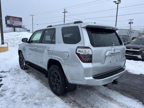 2022 Toyota 4Runner SR5 Premium