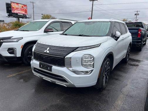2022 Mitsubishi Outlander SEL