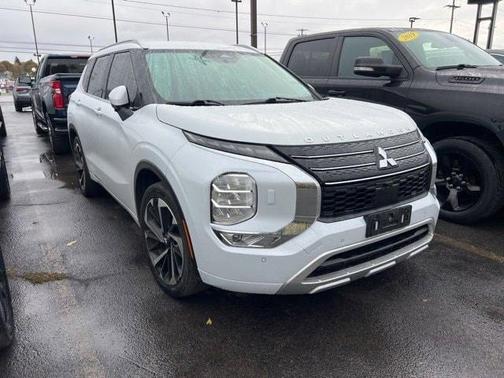 2022 Mitsubishi Outlander SEL