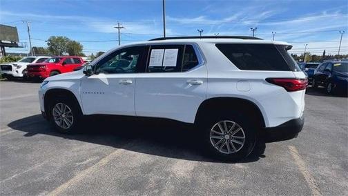 2023 Chevrolet Traverse LT Cloth