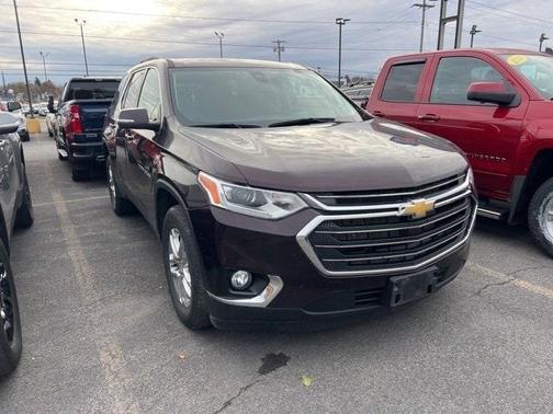 2021 Chevrolet Traverse LT Cloth