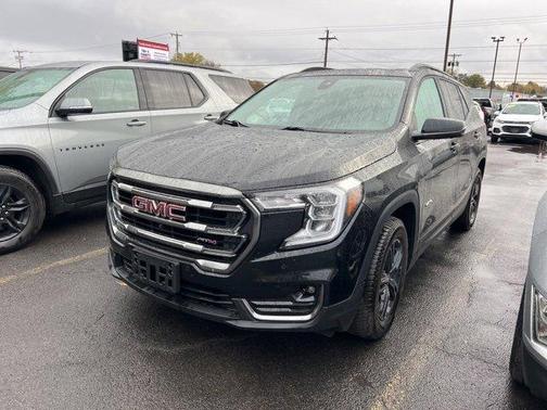 2022 GMC Terrain AT4