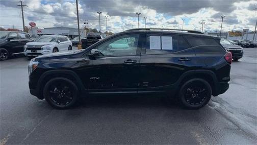2022 GMC Terrain AT4