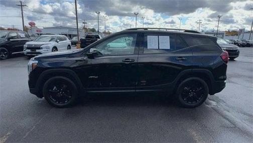 2022 GMC Terrain AT4
