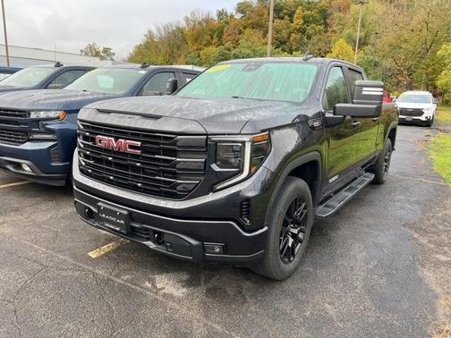 2022 GMC Sierra 1500 Elevation