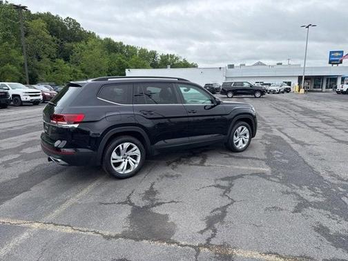 2021 Volkswagen Atlas 2.0T SE w/Technology