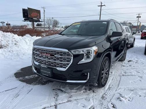 2023 GMC Terrain Denali