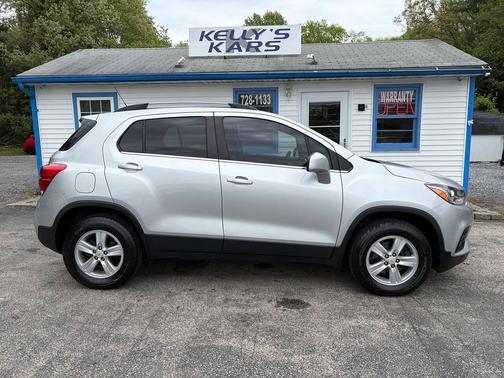 Silver Ice Metallic 2020 Chevrolet Trax LT
