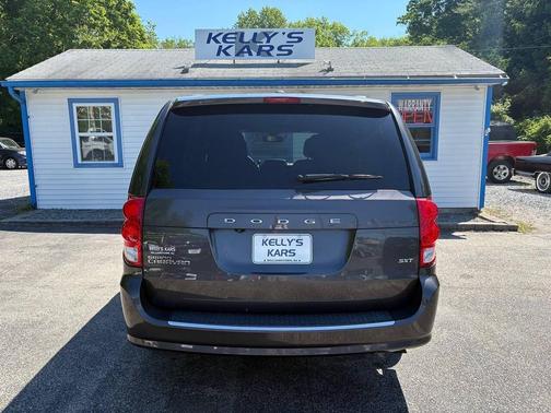 Granite Pearlcoat 2019 Dodge Grand Caravan SXT