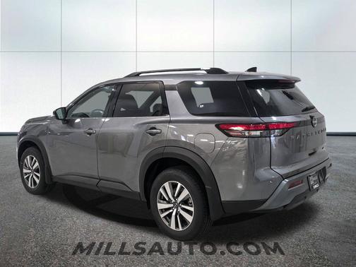 Gun Metallic 2026 Nissan Pathfinder SL