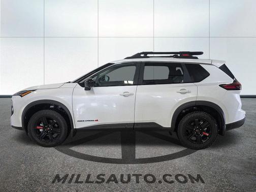 Everest White Pearl Tricoat 2026 Nissan Rogue Rock Creek