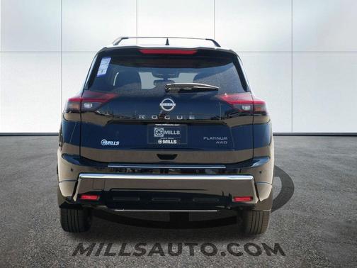 2025 Nissan Rogue Platinum