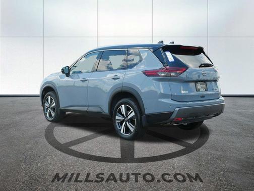 2025 Nissan Rogue SL