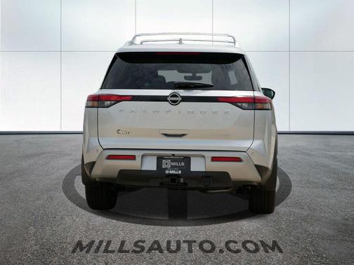 2025 Nissan Pathfinder SL 4WD