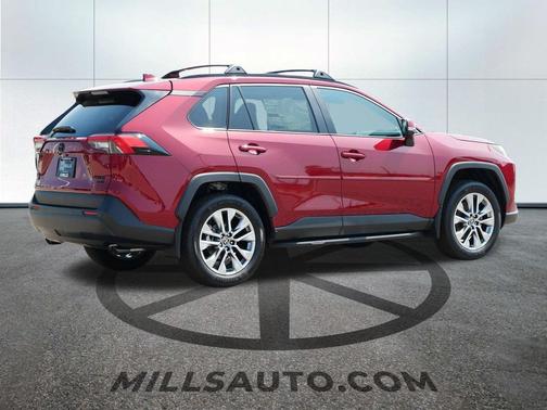 2025 Toyota RAV4 XLE Premium