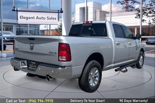 Bright Silver Metallic Clearcoat 2019 RAM 1500 Big Horn