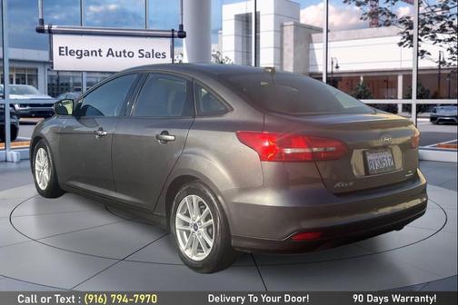 Gray 2015 Ford Focus SE