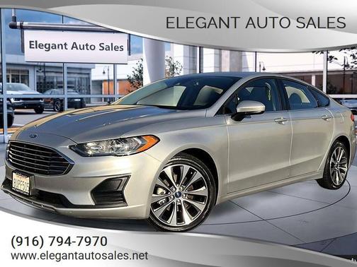 Ingot Silver Metallic 2019 Ford Fusion SE