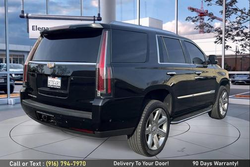 2018 Cadillac Escalade Luxury