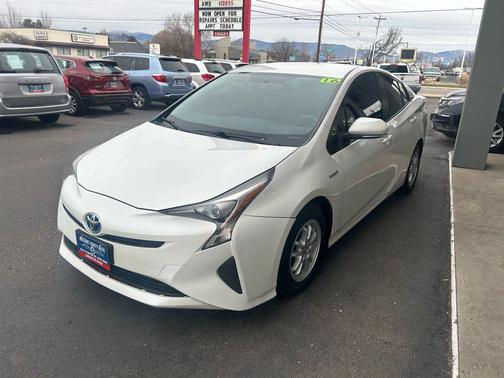 2016 Toyota Prius Two