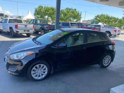 2016 Hyundai Elantra GT Base