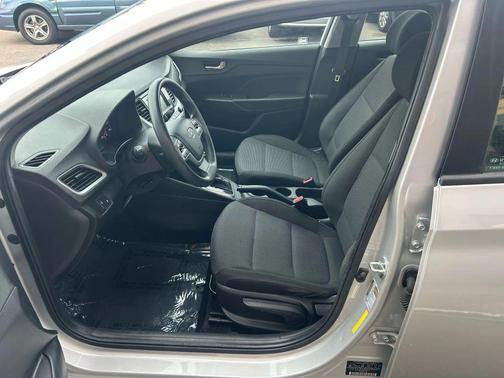 2021 Hyundai Accent SE