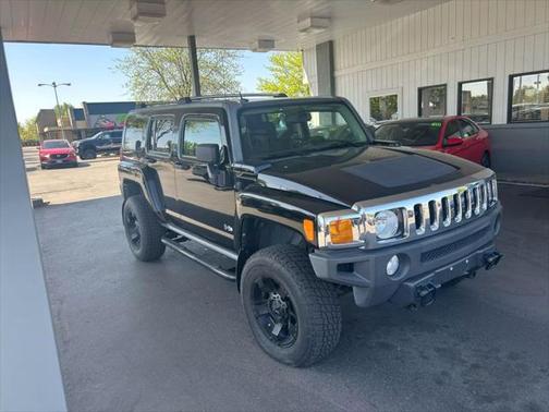 2010 Hummer H3 Base
