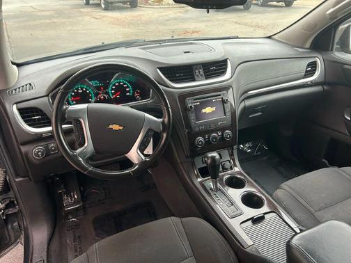 2017 Chevrolet Traverse 1LT