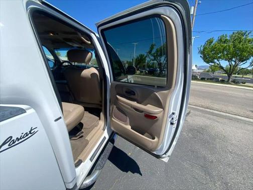 2002 Ford F-150 Lariat SuperCrew