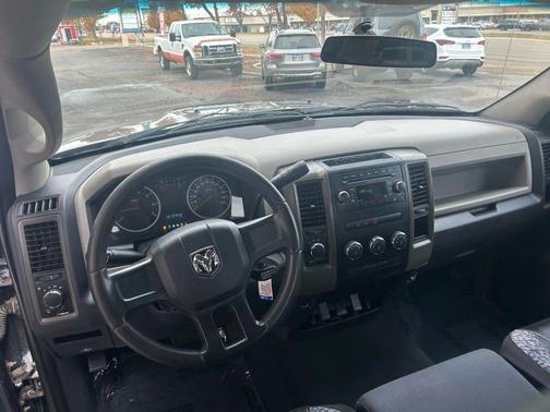 2009 Dodge Ram 1500 ST Quad Cab