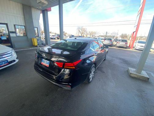 2020 Nissan Altima S FWD