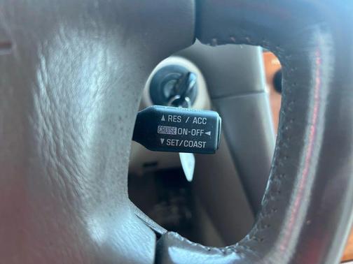 2000 Lexus ES 300 Base