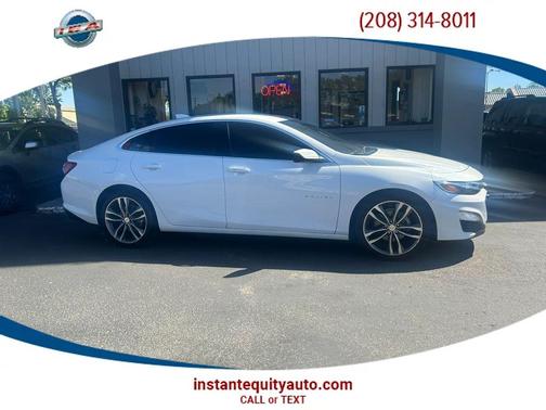 Summit White 2022 Chevrolet Malibu FWD LT