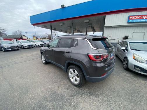 2018 Jeep Compass Latitude