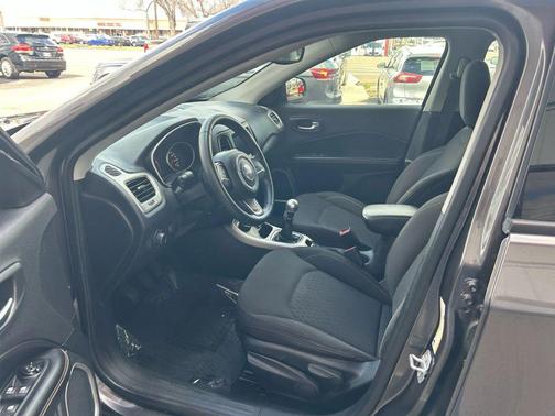 2019 Jeep Compass Sport