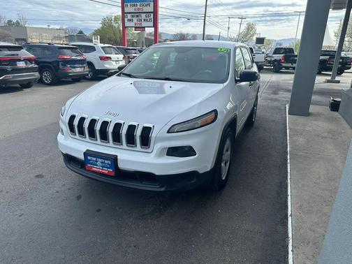 Bright White Clearcoat 2014 Jeep Cherokee Sport