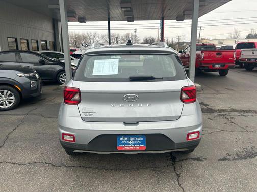 2020 Hyundai VENUE SEL