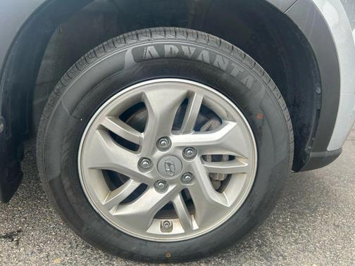 2020 Hyundai VENUE SEL