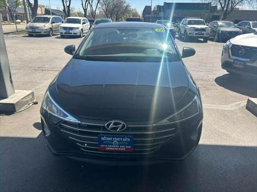 2020 Hyundai ELANTRA SE