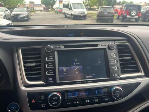 2019 Toyota Highlander Hybrid Platinum